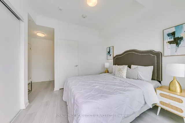 Additional image 19 of 405 Dundas St Unit 805