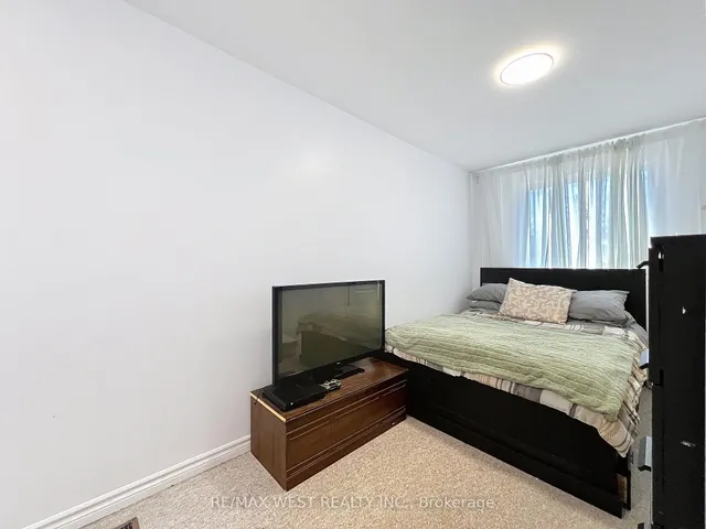 Additional image 22 of 56 Forty First St