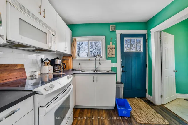 Additional image 18 of 14 East 31st St