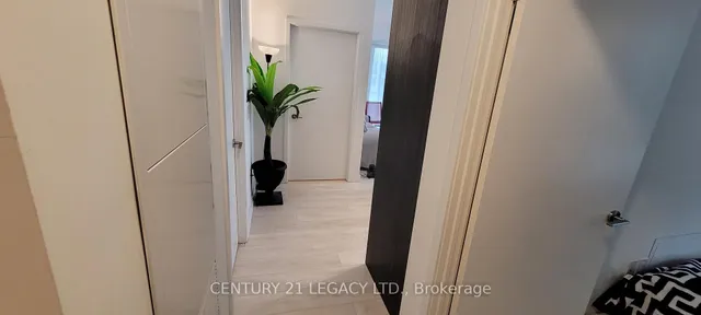 Additional image 27 of 225 SUMACH St Unit 611