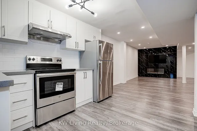 Additional image 40 of 4 Oak Knolls Cres