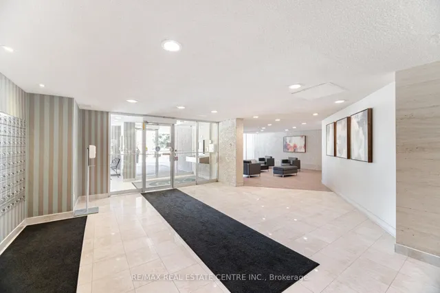 Additional image 34 of 299 Mill Rd Unit 409