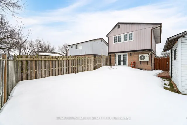 Additional image 35 of 12 Huckleberry Sq