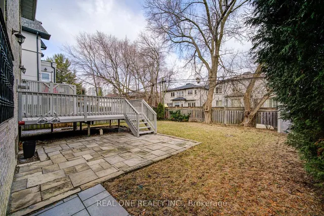 Additional image 39 of 210 Maplehurst Ave