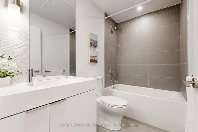 Additional image 13 of 33 Helendale Ave Unit 1702