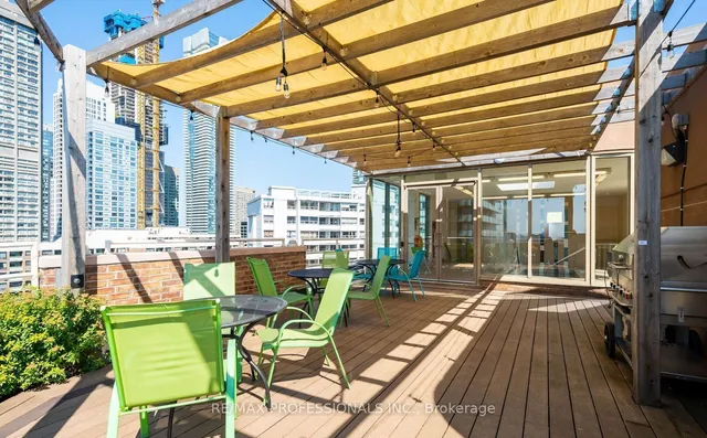 Additional image 20 of 1055 Bay St Unit 709