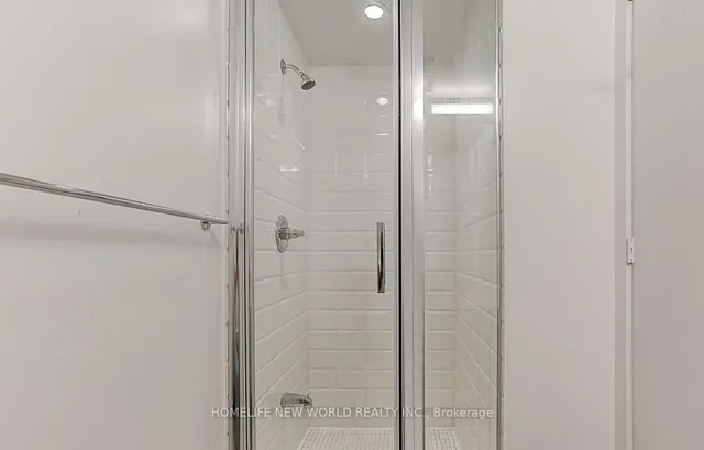Additional image 18 of 203 College St Unit 1408