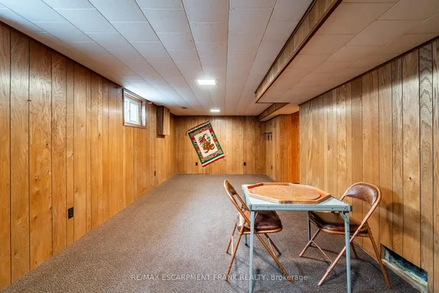 Additional image 37 of 147 LLOYMINN Ave