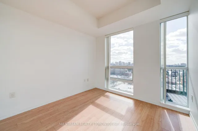 Additional image 23 of 800 Lawrence Ave Unit 812