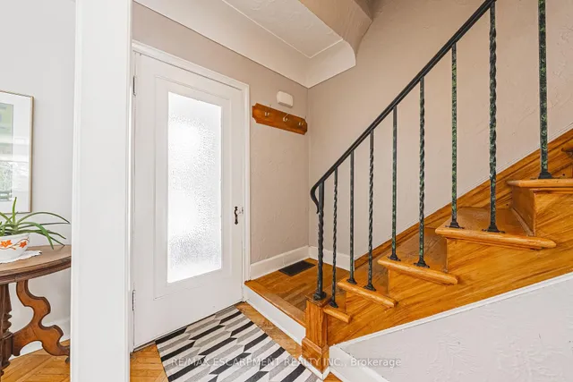 Additional image 17 of 34 Chedoke Ave