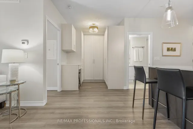 Additional image 21 of 3563 Lake Shore Blvd Unit 305