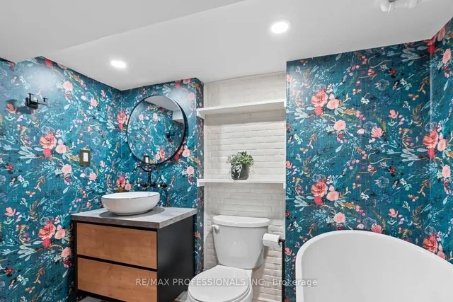 Additional image 36 of 53 Beechborough Ave