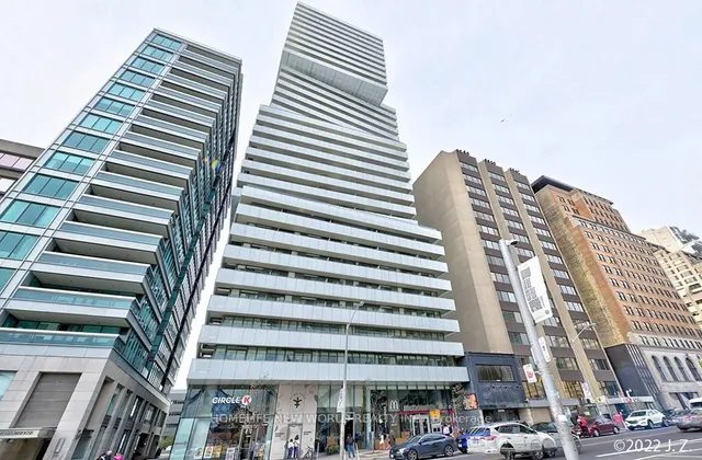 200 Bloor St Unit 1601