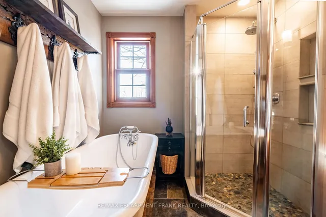 Additional image 36 of 3260 Guyatt Rd