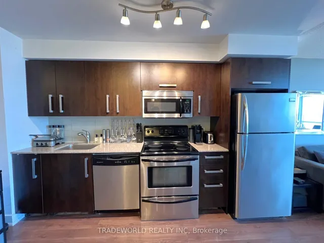 Additional image 7 of 1048 Broadview Ave Unit 804