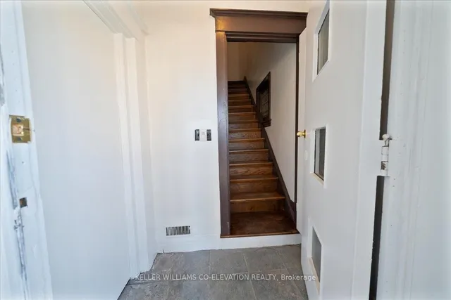 Additional image 18 of 172 Oakwood Ave