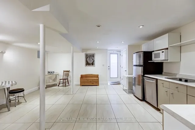 Additional image 30 of 109 Balmoral Ave