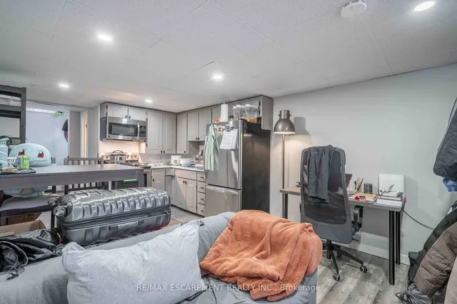 Additional image 36 of 74 Huckleberry Pl