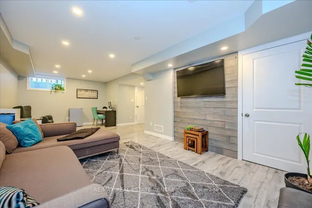 Additional image 24 of 932 Eden Oak Crt