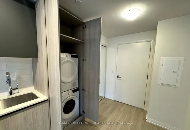 Additional image 6 of 8 Widmer St Unit 1106