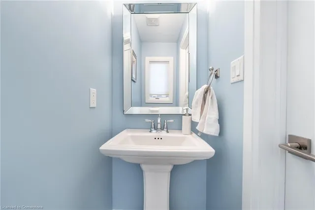 Additional image 12 of 412 Annalee Dr