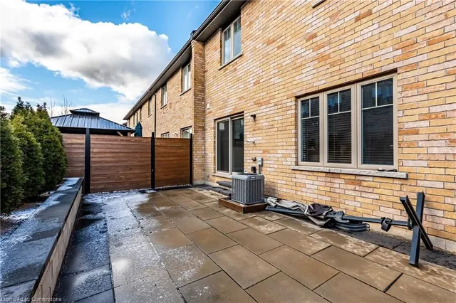 Additional image 34 of 124 Shoreview Pl