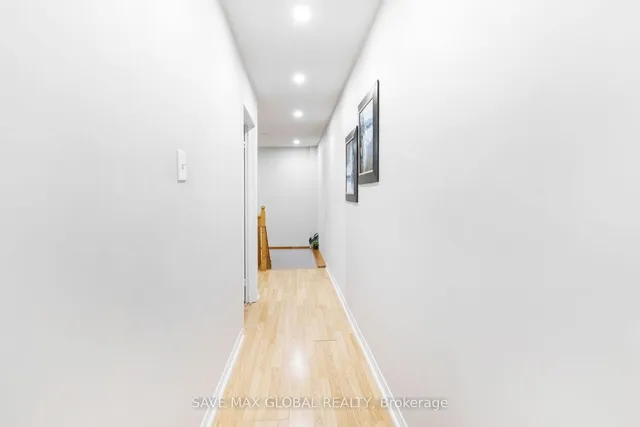 Additional image 14 of 25 Ural Circ