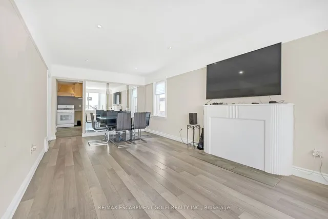 Additional image 9 of 1617 Main St