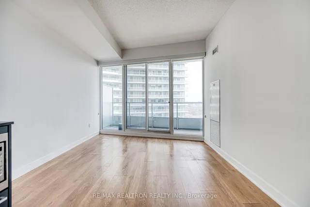 Additional image 9 of 115 Mcmahon Dr Unit 2606