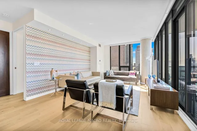 Additional image 13 of 33 Lombard St Unit 4302