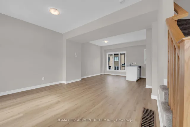 Additional image 17 of 19 Picardy Dr Unit 6