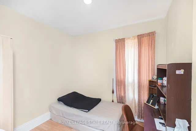 Additional image 7 of 47 Clyde St