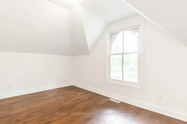 Additional image 39 of 924 Beach Blvd