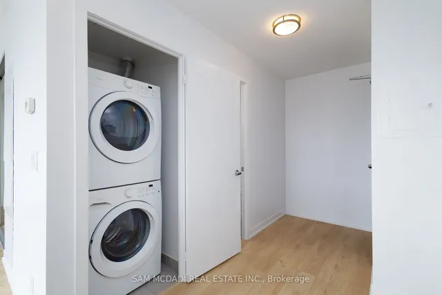 Additional image 10 of 225 Sackville St Unit 2412