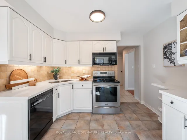 Additional image 11 of 70 Blue Anchor Tr