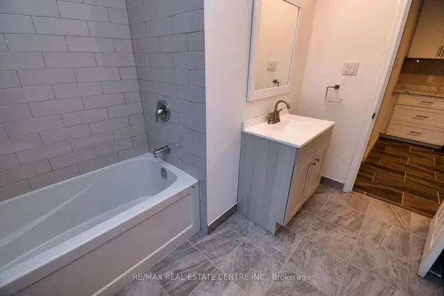 Additional image 17 of 14 Graham Ave