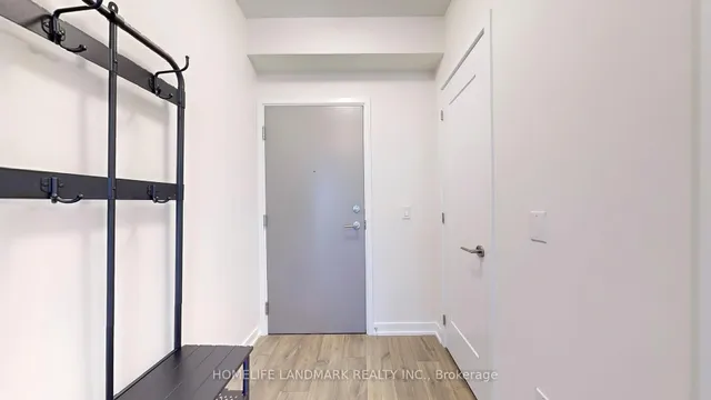 Additional image 32 of 99 John St Unit 704