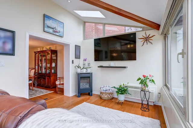 Additional image 10 of 27 Sunforest Dr