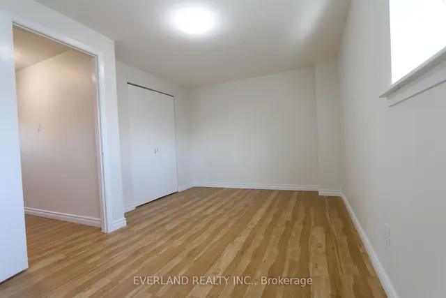 Additional image 17 of 8 Liszt Gate Unit 9