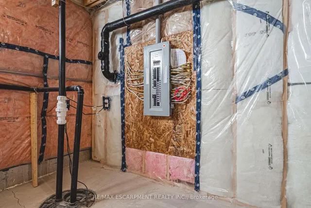 Additional image 19 of 8378 Chippewa Rd