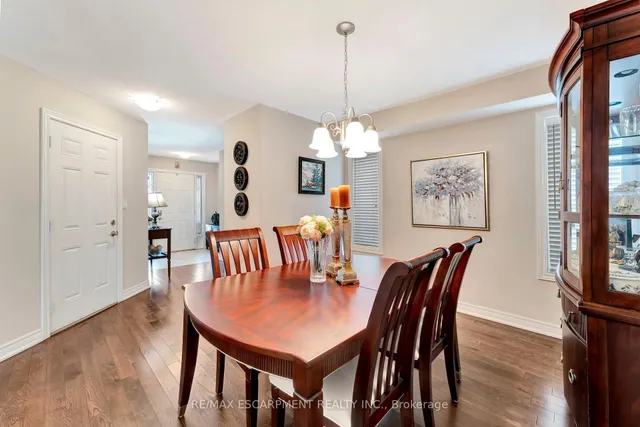 Additional image 10 of 19 COLORADO Blvd