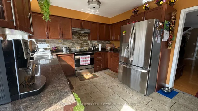 Additional image 14 of 980 Peter Robertson Blvd