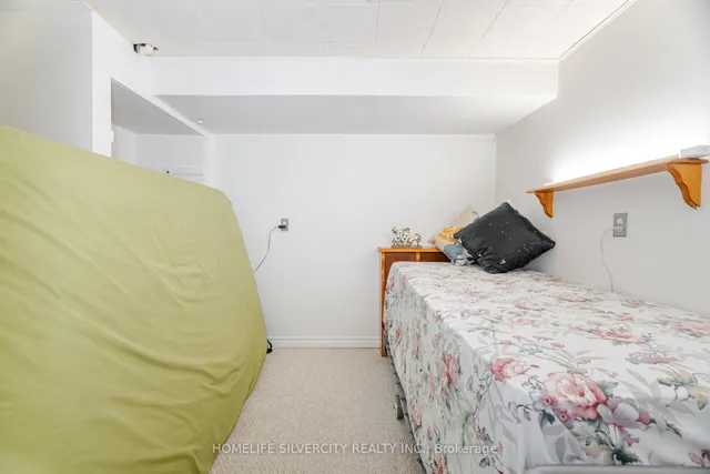 Additional image 43 of 80 Royal Palm Dr