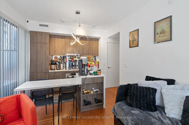 Additional image 18 of 215 Queen St Unit 711