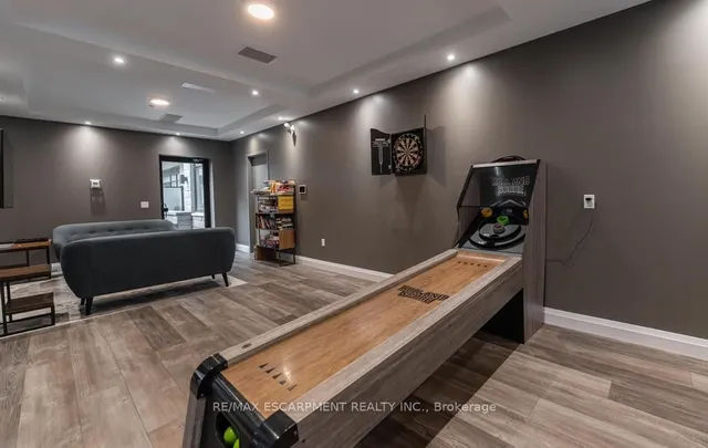 Additional image 17 of 1 Redfern Ave Unit 315