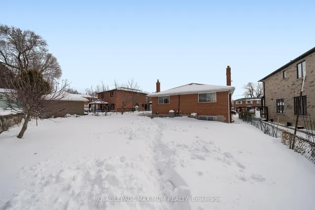 Additional image 39 of 28 Madron Cres