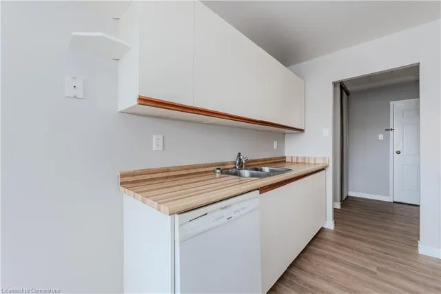 Additional image 13 of 65 Highland Cres Unit 806