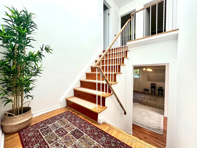 Additional image 10 of 89 Baroness Cres