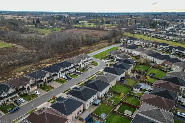 Primary image of 51 Weaver Dr