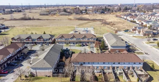 Additional image 32 of 134 Terni Blvd Unit 33